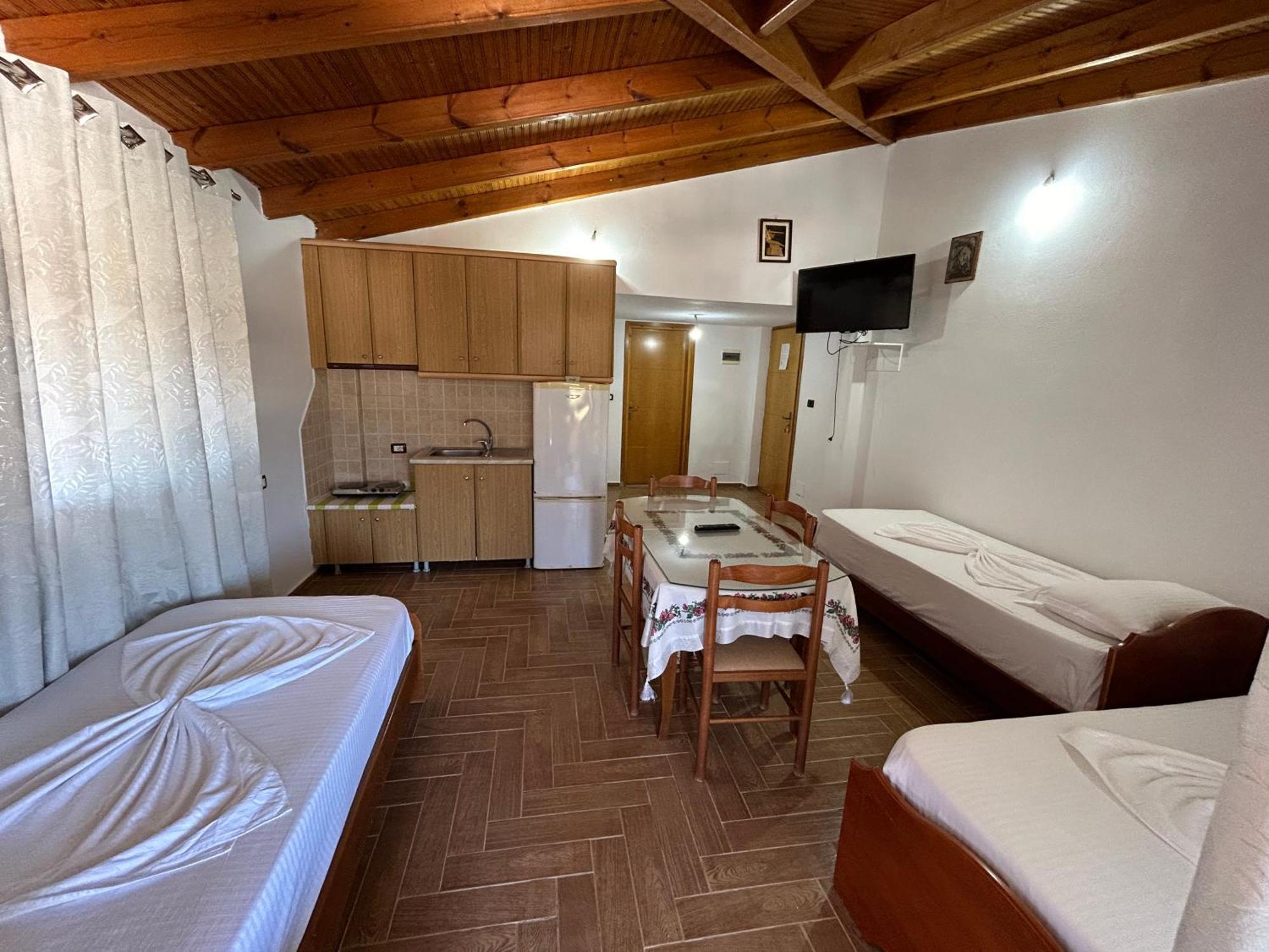Caushi Apartments Ksamil Buitenkant foto